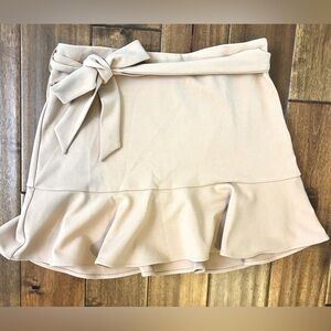 Forever 21 Cream Ruffle Bow Mini Skirt